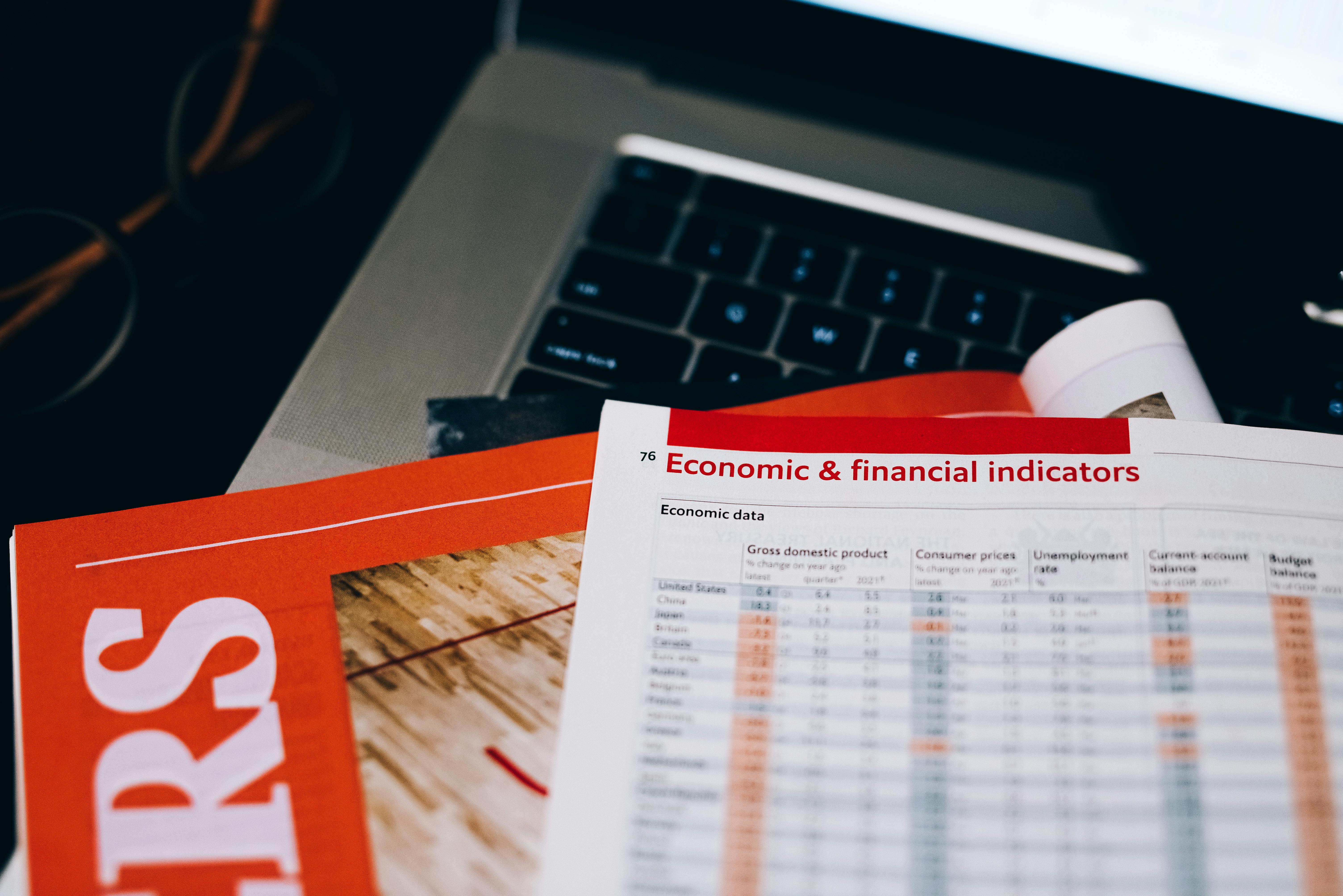 Top Technical Indicators for Crypto Traders: Enhance Your Trading Strategy